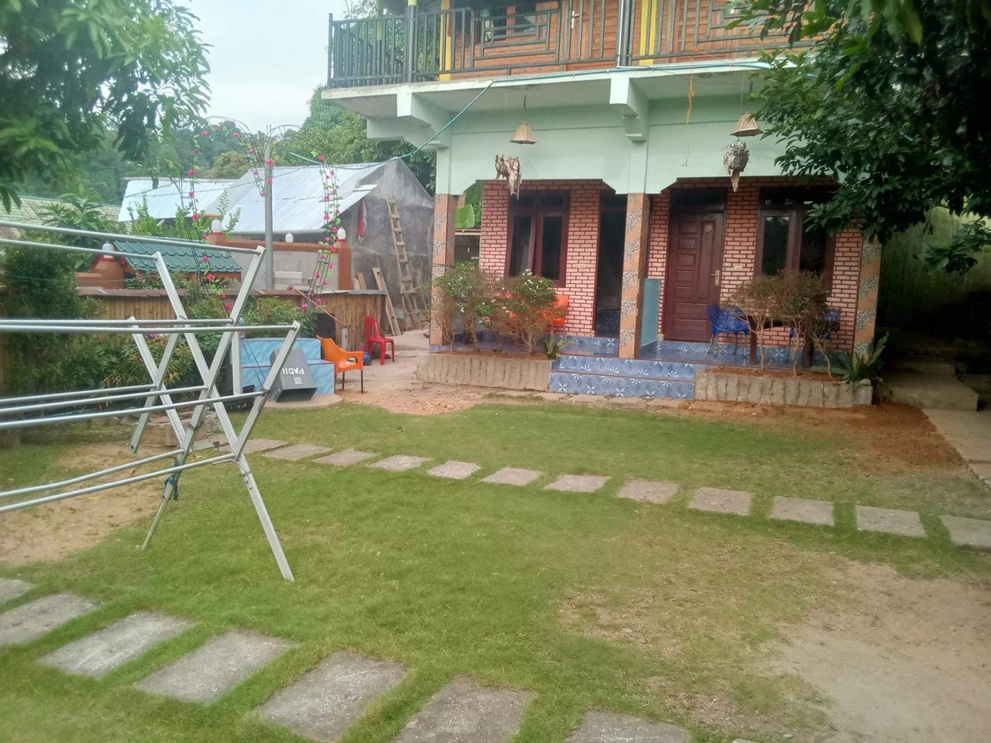 Jungle Treking & Jungle Tour If You Want To Stay Here,You Must Book Treking Only With Us Bukit Lawang Exterior foto